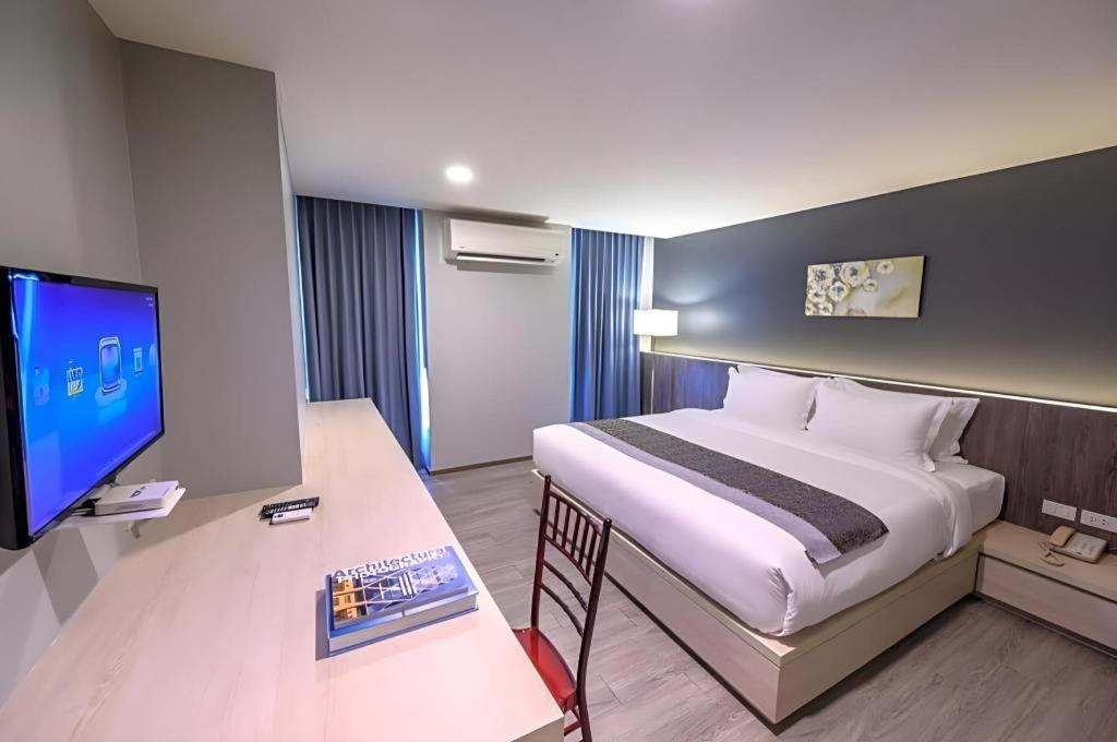 Iwish Hotel Bangkok Kültér fotó