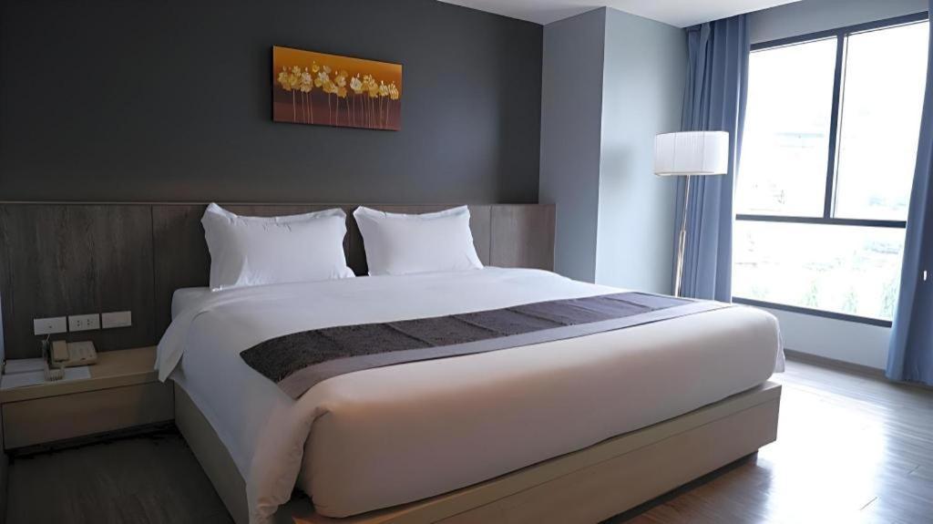 Iwish Hotel Bangkok Kültér fotó